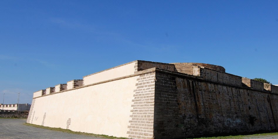 Fuerte de La Cortadura, Spain